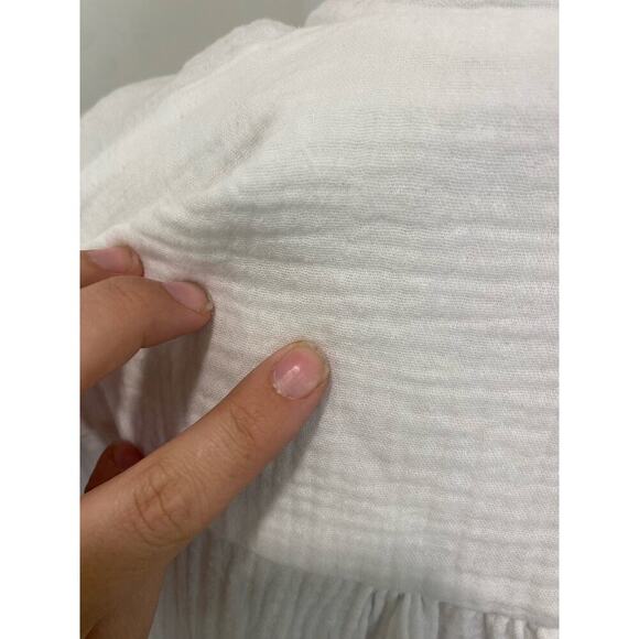 Natalie Busby Top in White - Picture 5 of 6